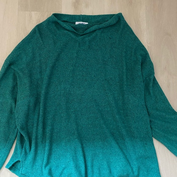 Old Navy Textured Plush Knit Funnel Neck Sweater - Picture 3 of 5